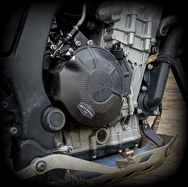 IMG-20250313-WA0011 Kove 800X pro carbon fibre and kevlar Engine Case Covers - Image 1